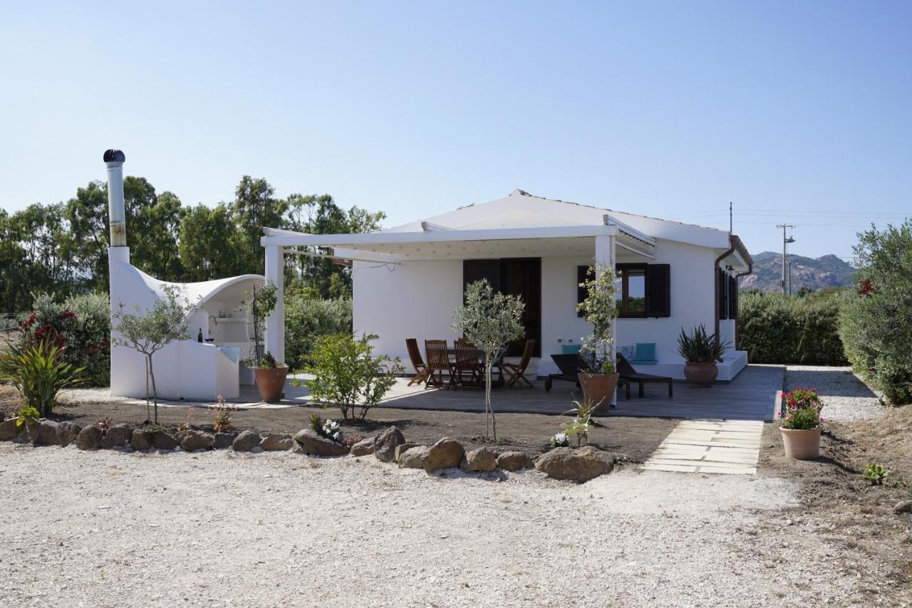 Villa Da Luciana Орозеи Екстериор снимка