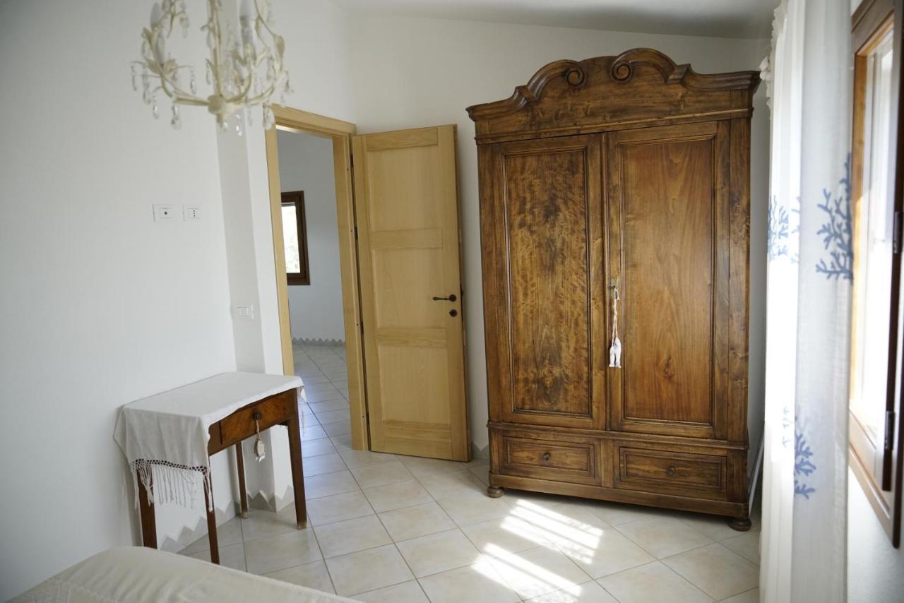 Villa Da Luciana Орозеи Екстериор снимка